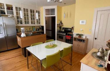 Charming 2BR in the Heart of Jamaica Plain - Foto 5