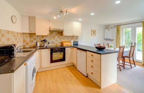 2 Bed in Corfe Castle oc-ic096 - Photo 4