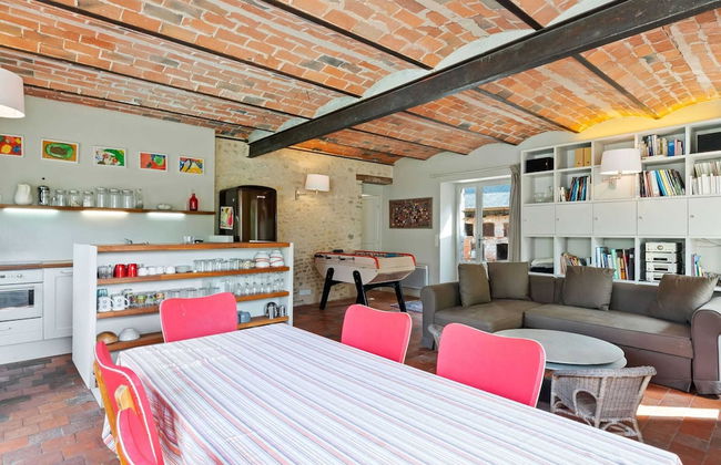 Charming Holiday Home in Yevre-la-ville With Pool - Foto 31