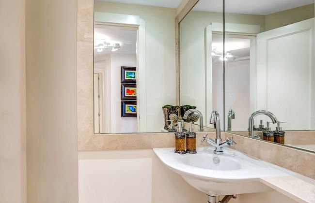 YOLO Spaces – Sotogrande Marina Boutique Apartment - Foto 24