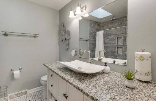 Near Hospitals and Attractions Richmond Getaway! - Foto 14