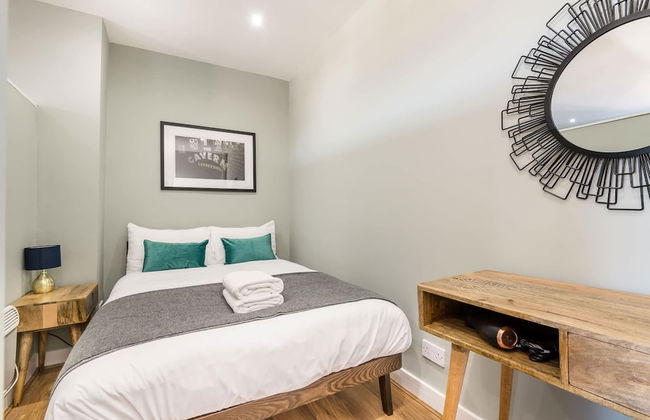 Host Stay The Georgian Quarters at Bedford - Photo 11