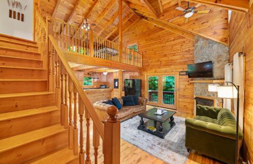 Cabin 3 Miles off I-40-hot tub-firepit-secluded better than a Hotel - Photo 3