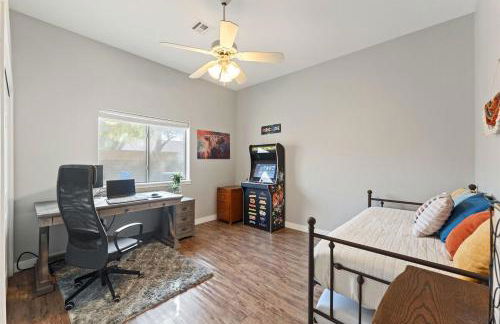 Beautiful Desert Oasis Villa with Pool - Foto 42