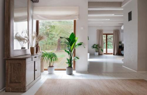 Leśny dom z basenem w okolicy Zegrza - Foto 1