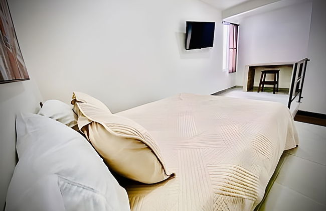 Elite Studios - Photo 16