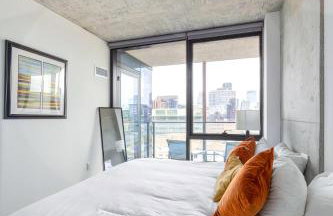 Sophisticated 3BR Suite - New Modern and Luxurious - Photo 35