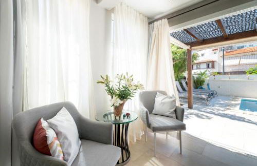 La Caleta Luxury Seaside Villa with 3 Bedrooms and Private Pool - Foto 15