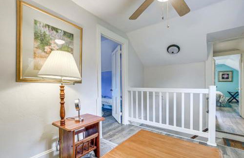 Lavish House with Patio - 2 Blocks to Green Lake! - Foto 21