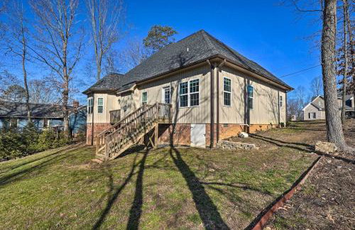 High Point Home about 1 Mi to Oak Hollow Lake! - Foto 24