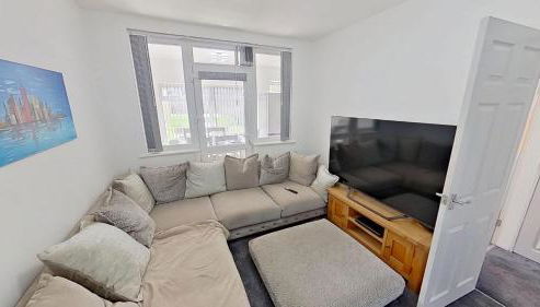 Stylish 3-Bed house NEC-JLR-Airport-HS2-Driveway - Foto 5