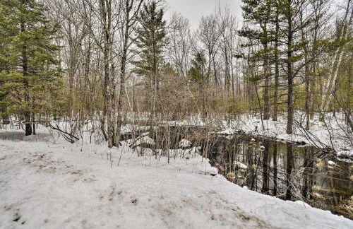 Cabin Near to Lakes, ATVing, Skiing and Natl Forest - Foto 3