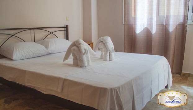 Family Central in Kalamata - Foto 4, Habitación