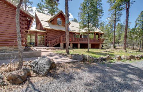 Fire Pit and Hot Tub Lakeside Cabin on 2 Acres! - Foto 37