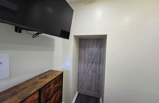 G.O.G Building - Photo 15