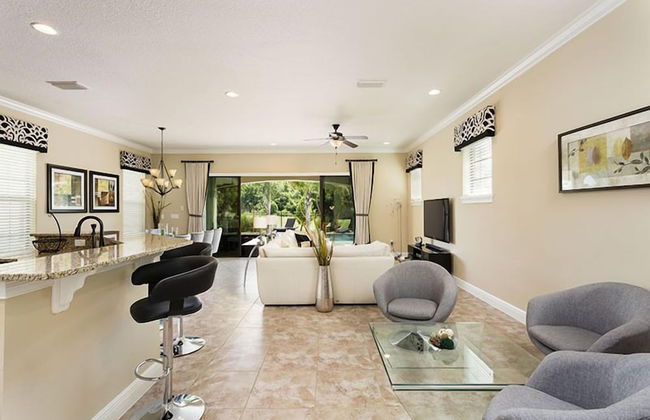 5 Bed 5 Ba Villa with Game Room, Pool & Spa - Foto 15