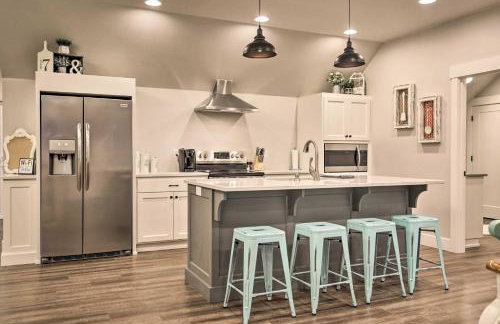 Chic Farmhouse w/ Creek in Heart of Wine Country! - Foto 9