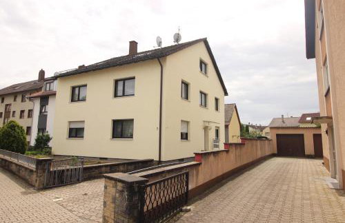 Moderne DG Wohnung in Linkenheim - Foto 2