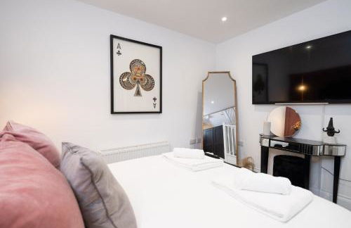 House Of Cards - Photo 23