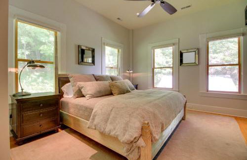 Serene Silver Bay Home on Lake George with Boat Slip - Foto 14