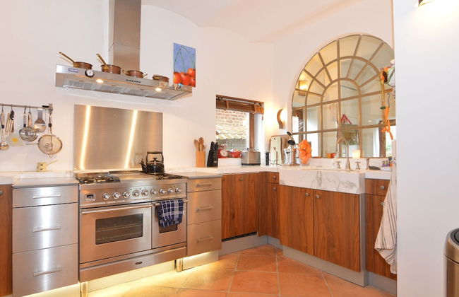 Heritage Holiday Home in Voeren With Terrace - Foto 12