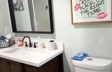 Winston Salem Gem Convenient 4 Bedroom and 2 baths - Foto 40