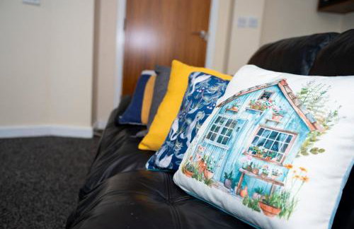 City Center, Free WiFi for Contractor, Family - Foto 9