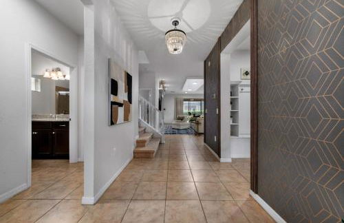 Comfortable Vacation Home Great Resort Pool/Spa Sleeps 20 - Foto 20