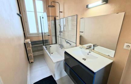 Cozy apartment, close to Gare du Mans - Foto 2