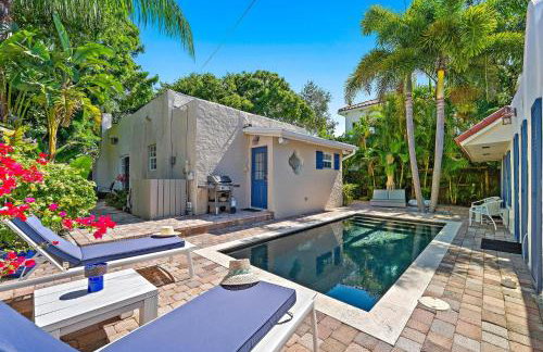 The White Flamingo - Tropical Pool Escape with Guest Cabana - Foto 24