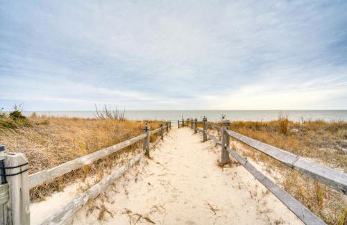 Steps to Sand Villas Beach House with Decks! - Foto 2