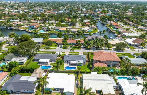 Amazing Home w Heated Pool 8 mins to the Beach - Foto 26