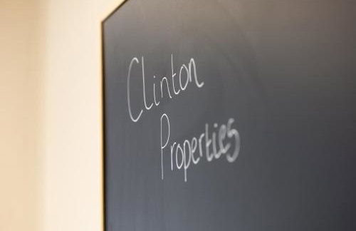 'Weston House' Newly Renovated Family and Workspace Business Cosy Home in Runcorn, Cheshire ENTIRE HOUSE - Foto 29