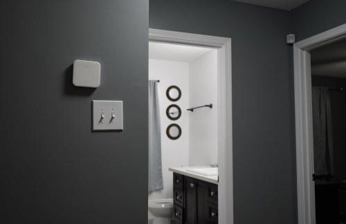 Stylish 4BR Prime Location Close to All! - Foto 20