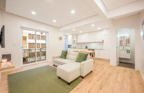 GuestReady - Modern Comfort in Almada - Foto 1