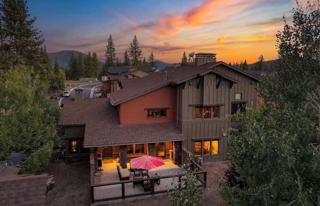 Luxe All-season Retreat by Avantstay Prime Location, Near Skiing - Foto 58