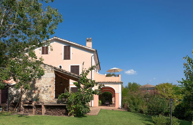 Agriturismo La Vecchia Quercia - Photo 1