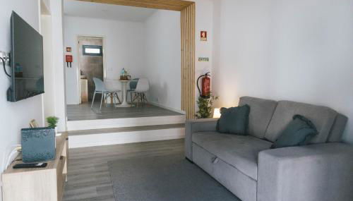 Central Charm Azores - Photo 3