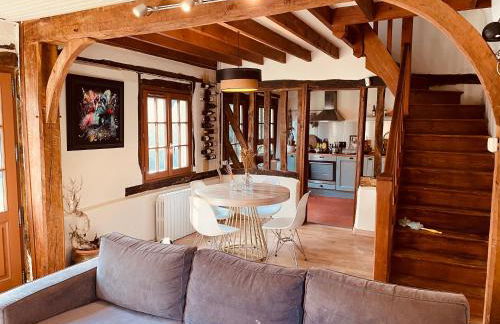 Beautiful Normandy Longere, billiards, heated pool - Foto 46