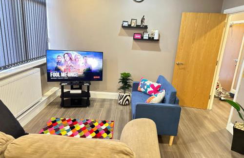 2 Bed Apartment - Sleeps 4 - Wifi - Parking - Foto 19