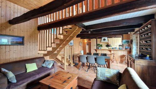 Holiday Home in Plogonnec near Sandy Beaches - Foto 3