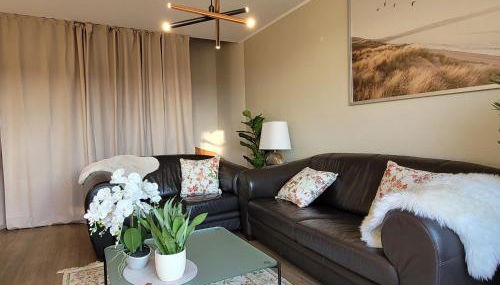 Schaake Hooksiel - Charmante Reetdachwohnung & Kostenfreier Parkplatz - Foto 4