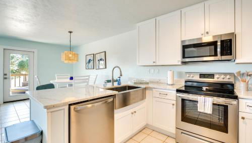 Cedar Key Condo with Balcony and Gulf Views! - Foto 2