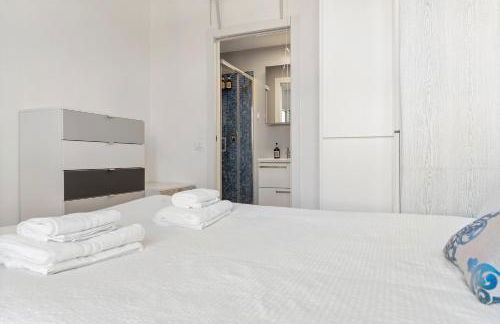 Baroni D - FREE private parking and A-C - Foto 8