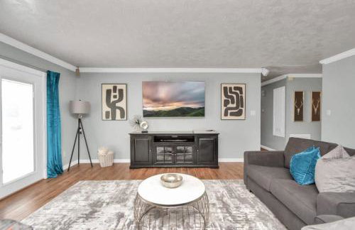 Backyard Oasis-Pool & Grill-Heart of Friendswood - Foto 11