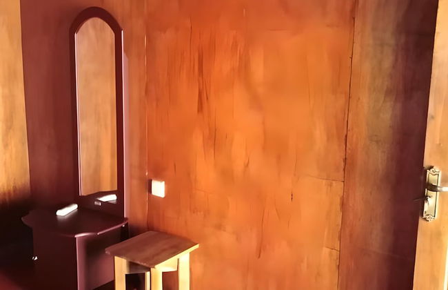 Dolphin Bay Cabana Resort - Photo 2