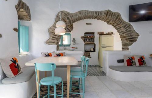 Melina house Platia Tinos - Photo 1