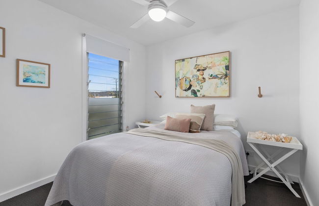 Palm Beach Luxe Townhouse walk to Beach - Photo 1