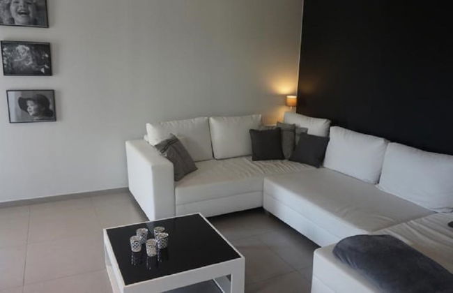 Luxurious Villa in Saint Genies de Fontedit With Heated Pool - Foto 30