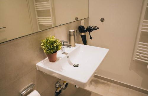 RR - Beautiful Apartment 80qm - Lift - WIFI - Foto 21